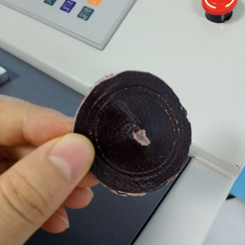Digital leather cracking tester detail (1)
