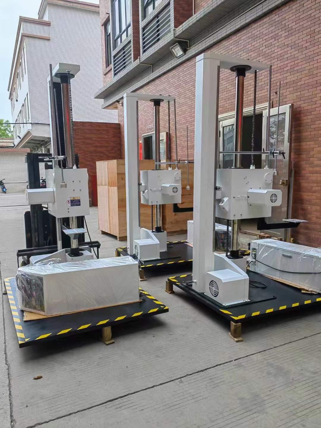 UP-3001 Single Arm Drop Test Machine (1)